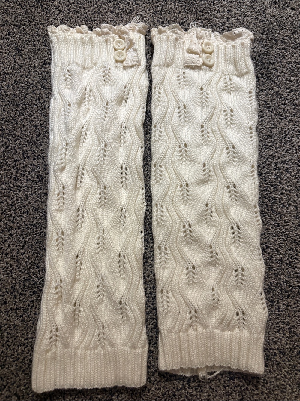 Source Unknown Crochet-Trim Cable Knit Leg Warmers in Cream